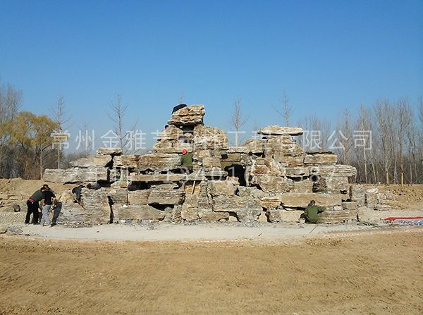景觀(guān)假山施工現場(chǎng) (11)